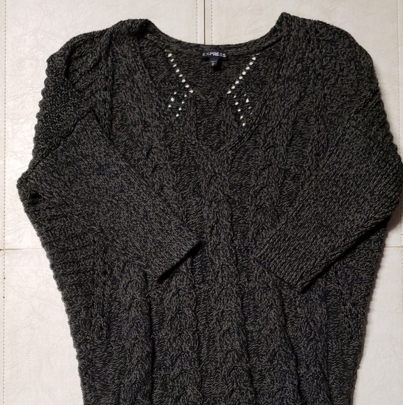 Express Sweater - Picture 1 of 4